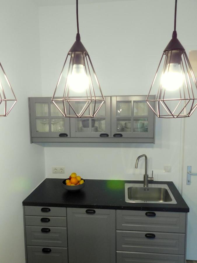 Max, Ruhige Sonnige Wohnung In Praternahe Vienna Exterior photo