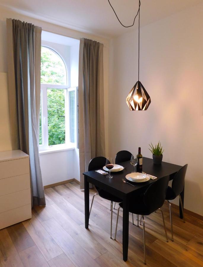 Max, Ruhige Sonnige Wohnung In Praternahe Vienna Exterior photo