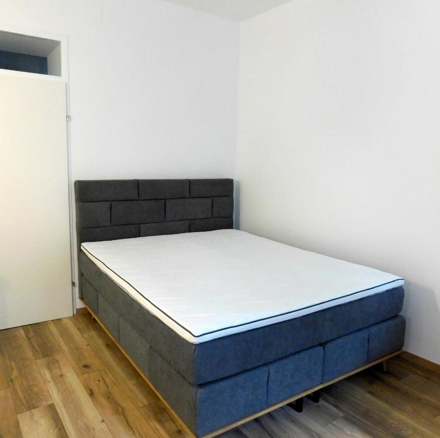 Max, Ruhige Sonnige Wohnung In Praternahe Vienna Exterior photo