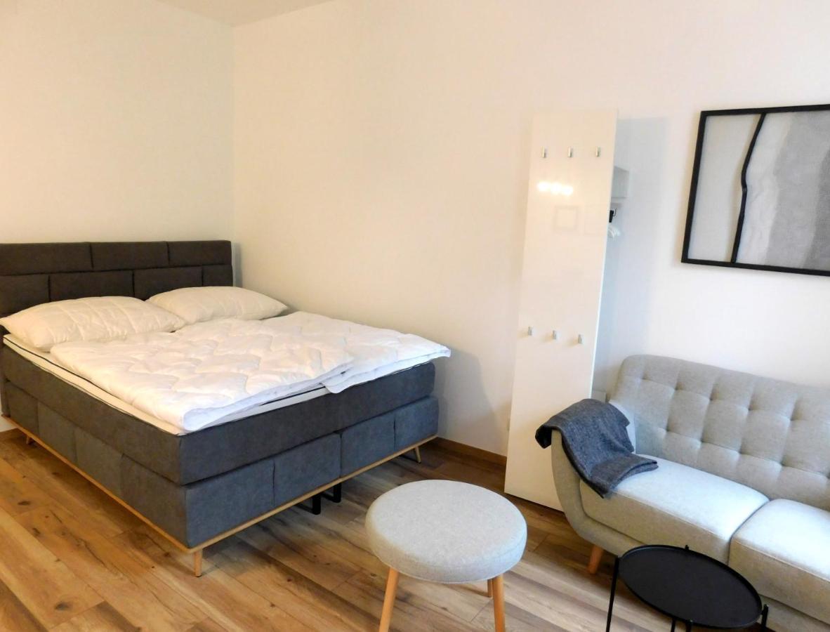 Max, Ruhige Sonnige Wohnung In Praternahe Vienna Exterior photo